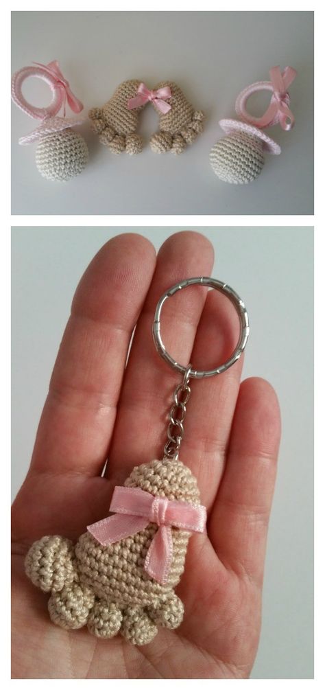 Confection Au Crochet, Crochet Keychain Pattern, Baby Footprints, Crochet Keychain, Love Crochet, Crochet For Kids, Crochet Accessories, Crochet Gifts, Crochet Dolls