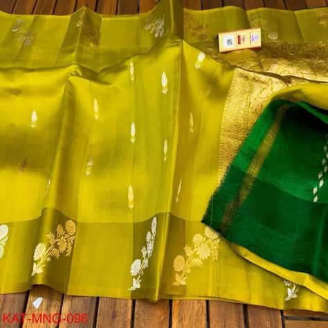 **RAW MANGO* Stunning Premium Pure Raw Mango **HANDLOOM* Silk Sarees With All Over Beautiful Zari Weaving designs Contrast Weaving Pallu Contrast Blouse *With Silk Mark Certificate* *Price 8500 shipping free* Raw Mango Sarees, Fashion 2025, Raw Mango, Weaving Designs, Contrast Blouse, Breakup Quotes, Saree Blouse, Silk Sarees, Cool Style