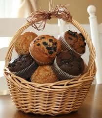 Light Peanut Butter-Chocolate Chip Muffins. A few subs here and there, easy to make even healthier. Muffin Basket Ideas, Muffin Gift Basket, Muffin Basket, Peanut Butter Chocolate Chip Muffins, Goodie Basket, Heath Food, Peanut Butter Muffins, Bake Something, Homemade Breads