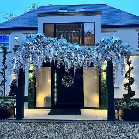 Best celebrity Christmas decorations of 2023: Stacey Solomon, Rylan Clark, Michelle Keegan, more | HELLO! Shirlie Kemp, Celebrity Christmas, Rylan Clark, Best Christmas Decorations, Space Hopper, Luxury Florists, Stacey Solomon, Dried Hydrangeas, Michelle Keegan