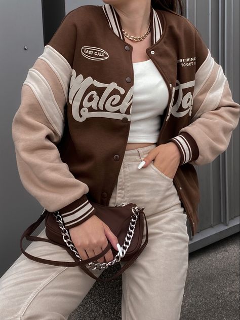 Baseball Jacket Outfit, Varsity Jacket Outfit, Beige Outfit, Casual Day Outfits, Brown Outfit, Fashionista Clothes, Jacket Outfit, Easy Trendy Outfits, Causual Outfits