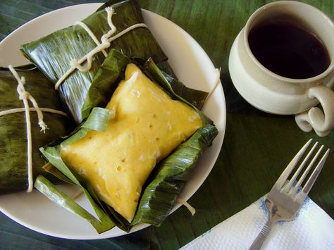 The International Breakfast Project: Ecuador - Quimbolitos and Coffee International Breakfast, Ecuadorian Food, South American Recipes, Vegetable Appetizers, Baked Dinner Recipes, Sweet Dumplings, Tamale Recipe, Healthy Meat Recipes, America Food