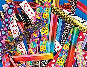 Slap bracelets were the sillybands of the 90s. They came in many fun colors and textiles. Fun for girls of all ages, trendy and adds a pop of color to any look. Childrens Party Favours, The Slap, Slap Bracelets, Snap Bracelets, 90s Childhood, Oldies But Goodies, Childhood Toys, 90s Kids, Childrens Party