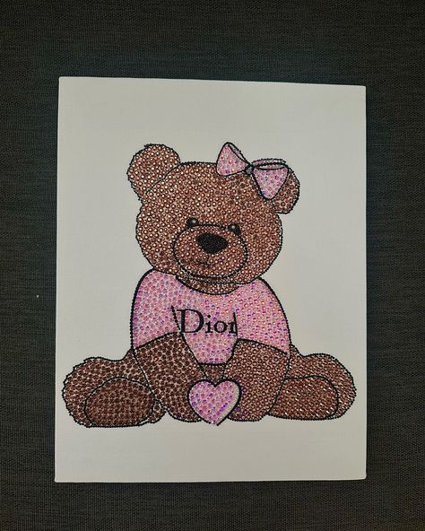 Finished product of “ dior teddy bear kit” available on my website🧸💗 Beaded Pictures On Canvas, Sequin Canvas Art, Crystal Canvas Art, Diamond Art Aesthetic, Rhinestone Art Design, Diamond Pictures Art, Crystal Painting Ideas, Rhinestone Art Ideas, Dior Teddy Bear