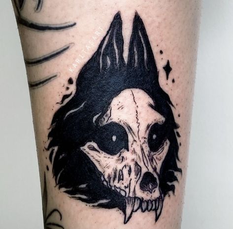 Wolf With Skull, Wolf Skull Tattoo, Skull Tattoo Meaning, Native American Wolf Tattoo, Wolf Paw Tattoos, Wolf Skull, Geometric Wolf, Wild Tattoo, Sun Tattoos