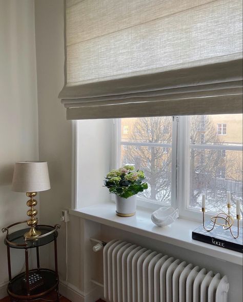 Radiator Under Window Curtains, Window Seat Curtains, Window Shelf Decor, Window Seat Design, Interior Decorating Living Room, Minimalist Living Room Decor, Eclectic Furniture, Interior Windows, House Furniture Design