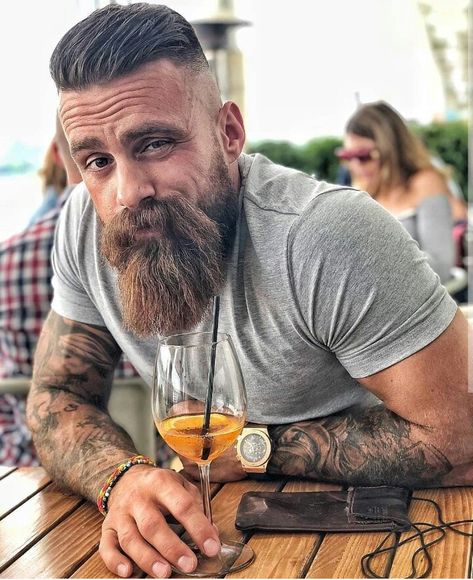 Different Beard Styles, Beard And Mustache Styles, Inspirational Pics, Smile Tattoo, Mens Hairstyles With Beard, Beard Wax, Mustache Styles, Best Beard Styles, Viking Beard