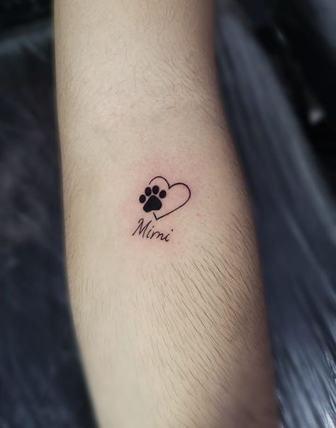 Memorable Dog Tattoos, Dog Name Tattoo, Tattoos Paw Print, Pet Portrait Tattoos, Tattoo Infinity, Tattoo Pet, Puppy Tattoo, Small Dog Tattoos, Baby Tattoo Designs