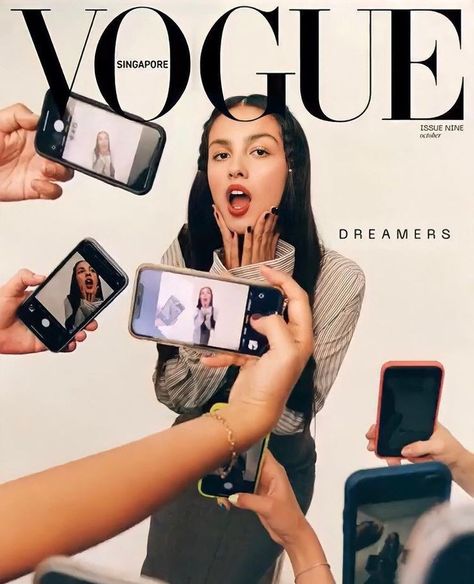 Vogue Singapore, Dream Flower, Vogue Magazine Covers, Grad Photoshoot, 사진 촬영 포즈, Creative Shot, Model Pose, Photoshoot Themes, Vogue Covers