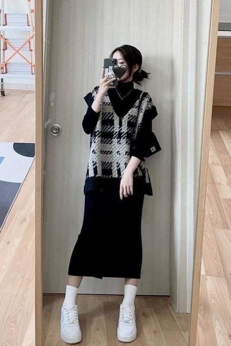 Rok Outfit, Mode Ulzzang, Korean Casual Outfits, Modest Fashion Outfits, 가을 패션, Korean Outfits, Girly Outfits, Looks Style, Casual Style Outfits