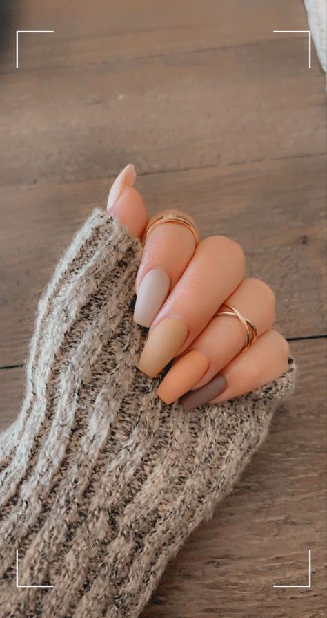 Autumn Nails Fall Simple, Simple Thanksgiving Nails Short, Fall Trending Nails, Fall Pastel Nails, Nude Tan Nails, Neutral Fall Nails 2023, Tan Fall Nails, Simple Nails Heart, Maternity Nail Ideas