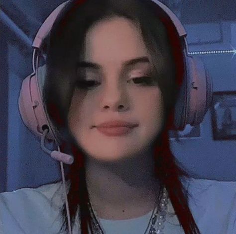 Selena Gomez Headphones, Selena Gomez Album, Selena Gomez Cute, Dark Feminine Aesthetic, Dark Feminine, Feminine Aesthetic, Selena Gomez, Headphones, Quick Saves