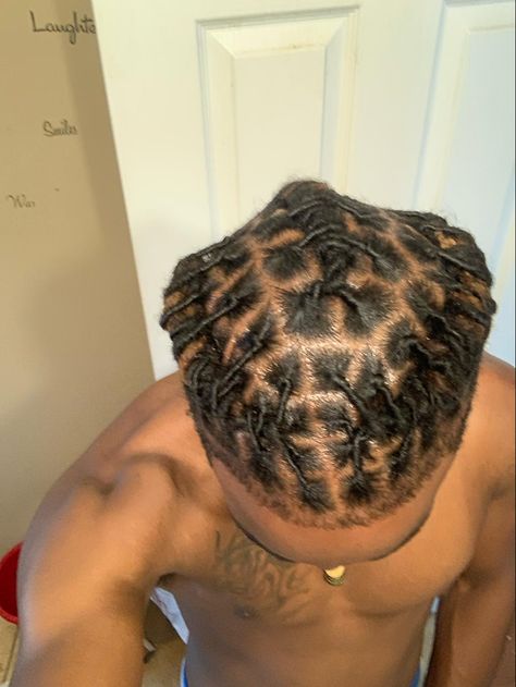 3barrel locks to the back Loc Styles Men, Locks Styles, Mens Dreadlock Styles, Dread Hairstyles For Men, Dreadlock Hairstyles For Men, Hair Wrap Scarf, Dreadlock Styles, Dreads Styles, Dread Hairstyles