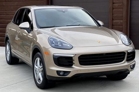 2017 Porsche Cayenne S - 420-hp Turbo V6, 4WD, Premium Package Plus Porsche Cayenne 2017, Cayenne S, Premium Packaging, April 15, Porsche Cayenne, Cayenne, Porsche, Bmw Car, Suv Car