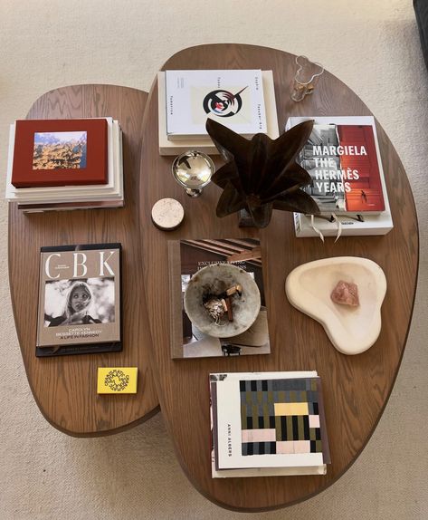 Coffee Table Books Aesthetic, Coffee Table Book Styling, Tylynn Nguyen, Book Styling, Coffee Table Book Design, Twitter Aesthetic, Seattle Homes, Monday Mood, Minimalist Home Interior