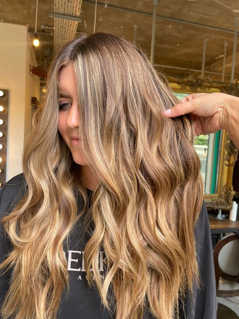 Autumn Balayage, Toffee Hair Color, Fall Bronde Balayage, Caramel Blonde Hair, Bronde Balayage, Bronde Hair, Jet Black Hair, Caramel Blonde, Balayage Color