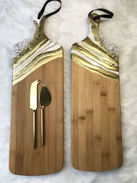 Gold Cutlery, Heaven Art, Resin Pour, Crystal Resin, Gold Crystal, Charcuterie Boards, Serving Platter, Chopping Board, Serving Platters