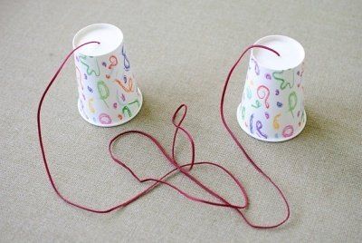 Paper Cup Phone Homemade Simple Science Experiments For Kids, Simple Science Experiments, Cool Science Projects, Phone Craft, Science Experiments For Kids, Alexander Graham Bell, Kids Gadgets, Experiments For Kids, Simple Science