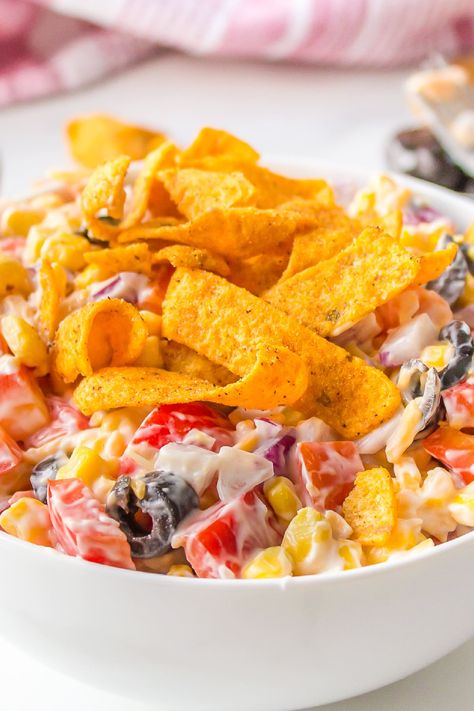 Frito Corn Salad, Waldorf Salad Recipe, Keto Taco Salad, Queso Dip Recipes, Keto Taco, Recipes Appetizers, Amazing Appetizers, Party Dips, Fun Salads