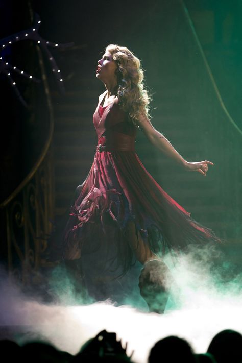 Taylor Swift Haunted, Speak Now Tour, Taylor Swift Speak Now, Swift Photo, Speak Now, Taylor Swift Concert, Madison Square Garden, Taylor Swift Album, Taylor Swift Wallpaper