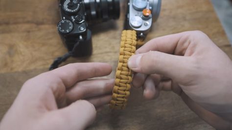 Paracord Camera Strap, Diy Camera Strap, Camera Wrist Strap, Diy Camera, Interesting Images, Paracord Projects, Camera Straps, Diy Photography, Photography Gear