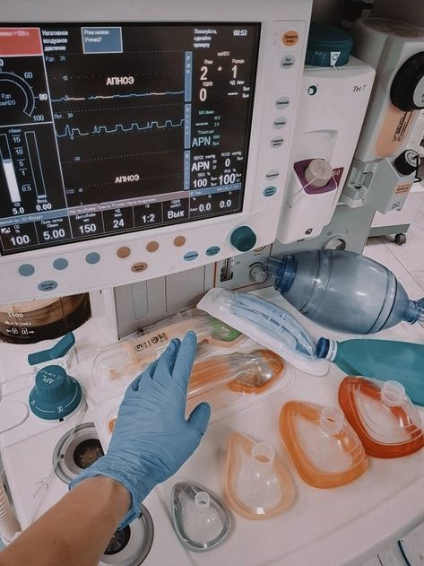 Anaesthesia Aesthetic, Anesthesiology Aesthetic, Ambulance Aesthetic, Anesthesia Aesthetic, Nursing Inspiration, Nursing School Inspiration, Study Medicine, Nursing Goals, Nursing Motivation