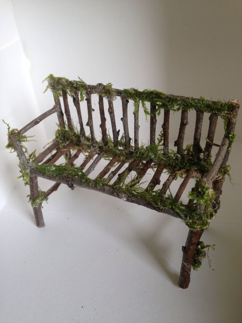 My little fairy twig bench Fairy Garden Backyard, Fairy Bench, Fairy Garden Bench, Dried Wildflowers, Twig Furniture, Fairy Tree Houses, Fairy House Crafts, Fairy Garden Furniture, Wiccan Decor