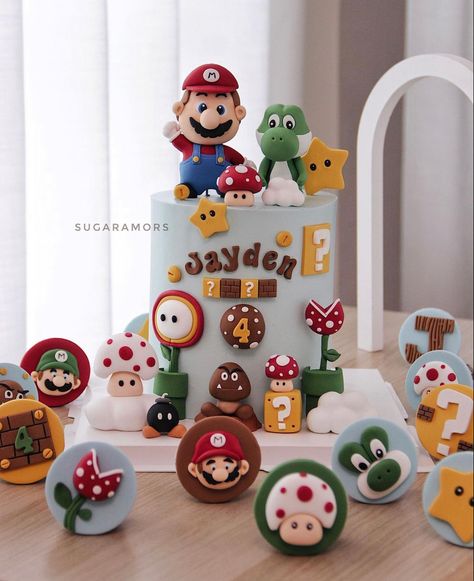 Super Mario Cupcakes, Mario Birthday Cake, Mario Bros Cake, Super Mario Cake, Super Mario Bros Party, Mario Cake, Mario Bros Birthday, Mario Bros Party, Super Mario Birthday Party