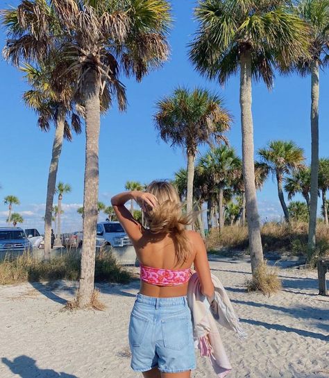 Beach Day Outfit, Perfect Beach Day, Day Outfit, Beach Day, Outfit Of The Day, Strapless Top, Swimming, Crop Tops, Women's Top