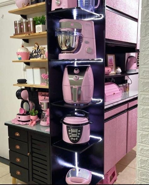 Dream Apartment Kitchen, Cute Kitchenware, Pink Appliances, Pink Kitchen Accessories, Pink Apartment Decor, Pink Kitchen Appliances, Pink House Interior, 50 Shades Of Pink, Pink Apartment