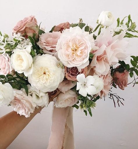 Pale Pink Floral Arrangements, Champagne Pink Wedding Theme, Pale Pink Wedding Bouquet, Blush Wrist Corsage, Bridal Bouquet Mauve, Dusty Rose Wedding Flowers, Dusty Rose Bridal Bouquet, Pale Pink Bouquet, Bouquet Shapes