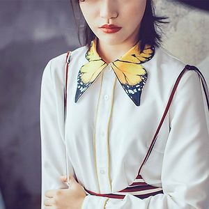 Creative Shirt Collars Creative Shirts, Tumblr Outfits, Dress Boots, Dresses Elegant, Moda Vintage, Collar Designs, White Shirts, Mode Inspiration, A Butterfly