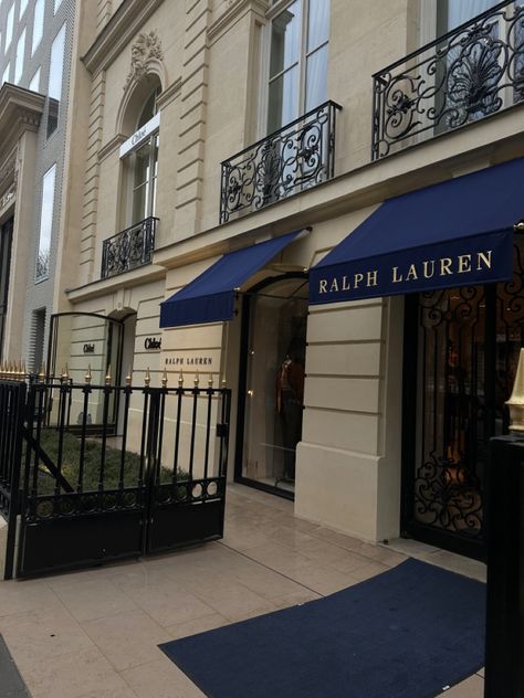 ralph lauren, fashion boutique, paris boutiques, luxury shopping, old money style, paris shopping, paris tourism, shopping in paris Paris Tourism, Ralph Lauren Fashion, Shopping In Paris, Ralph Lauren Store, Paris Store, Storefront Design, London Trip, Different Aesthetics, Paris Shopping