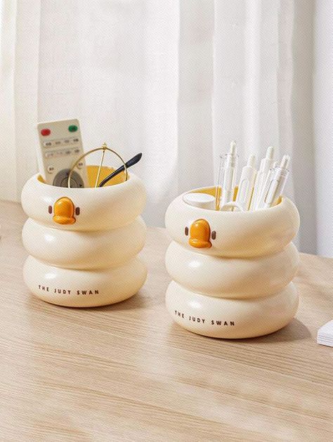 Duck Pens, Cute Desk Organization, Round Pen, Úložný Box, Hari Valentine, Student Office, Desk Supplies, Cute Desk, Stationery Storage