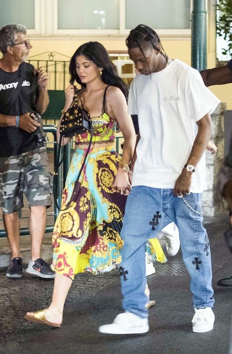 Kylie And Travis Scott, Kylie Jenner And Travis Scott, Travis Scott Outfits, Travis Scott Fashion, Couples Style, Couple Fits, Kylie Jenner Outfits, Black Men Street Fashion, Men Street Fashion