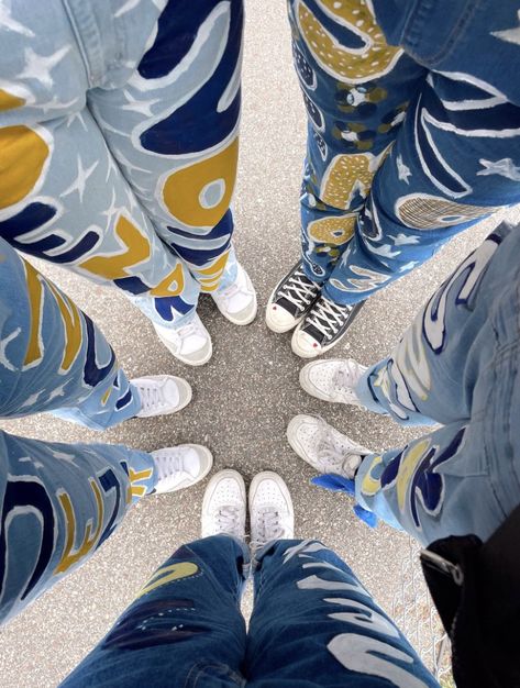 Blue And Gold Senior Jeans, Senior Jeans Blue And Gold, Senior Pants Ideas, Hoco Pants, Homecoming Jeans Ideas, Homecoming Jeans, Senior Pants, Senior Jeans, Senior Season