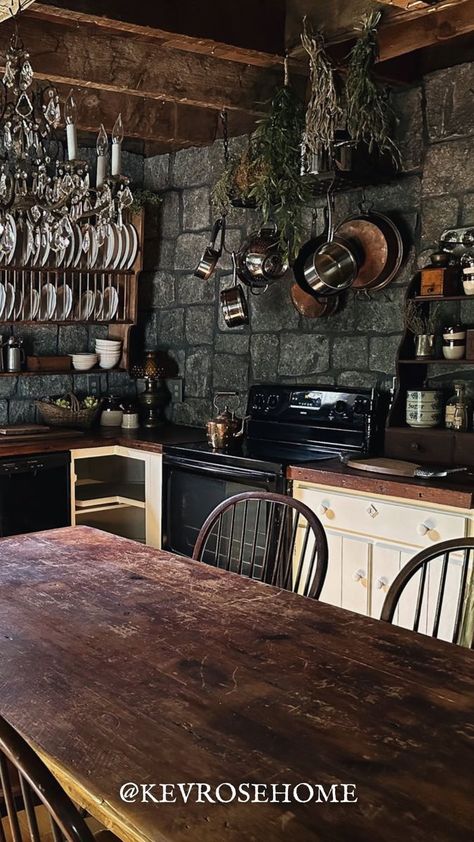 C H E L S E A | 𝖜𝖊𝖑𝖈𝖔𝖒𝖊 𝖙𝖔 𝐇 𝐎 𝐔 𝐒 𝐄 𝐋 𝐀 𝐍 𝐃 𝐄 𝐑 on Reels | kevrosehome · Original audio Outlander Inspired Kitchen, 1800s Home Interior, Outlander Inspired Home Decor, Outlander Aesthetic Home, Outlander Home Aesthetic, Outlander House, Ms Lovett, Moody Kitchen Design, Gothic Farmhouse Decor