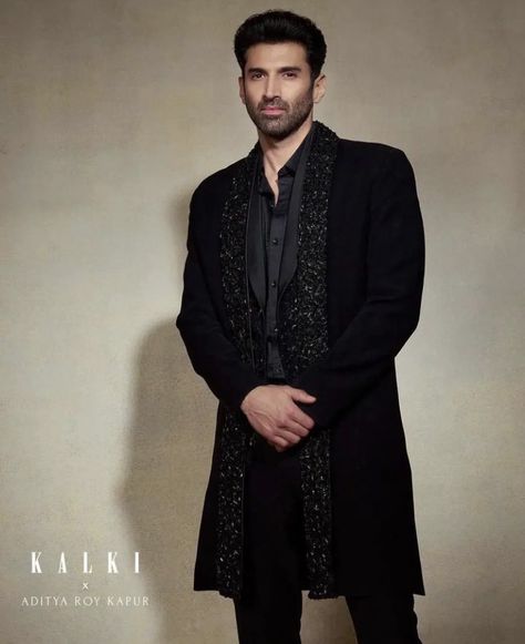 Black Indo Western Dress, Indo Western Outfits For Men, Traditional Indian Mens Clothing, Best Wedding Suits For Men, Aditya Roy Kapoor, Indian Wedding Suits Men, Latest Kurta Designs, Aditya Roy Kapur, Indian Wedding Clothes For Men