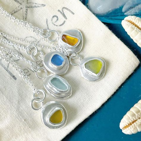 𝙺𝚊𝚝 on Instagram: “Sea glass pebbles ⭐️ I’m finally getting back to normal after a manic weekend of sales. It’s been amazing to send out so many piles of…” Maya Jewelry, Silversmithing Jewelry, Glass Pebbles, Silver Jewlery, Ring Inspo, Sea Jewelry, Silver Sea, Soldering Jewelry, Sea Glass Jewelry