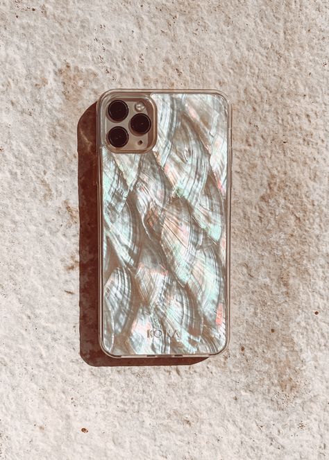 Seashell Iphone Case, Iphone 12 Cases, Fancy Stuff, Pretty Phone Cases, Shell Design, Black Rims, Ocean Lover, Best Iphone, Pretty Design