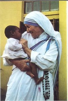 "Human life is a gift of immeasurable worth" -Mother T.   https://maddiemaher.wordpress.com/2014/01/23/human-life-is-a-gift-of-immeasurable-worth/ Mother Teresa Pictures, Mother Teresa Photos, Missionaries Of Charity, Saint Teresa Of Calcutta, Very Important Person, Mother Teresa Quotes, Saint Quotes Catholic, Saint Teresa, Life Is A Gift