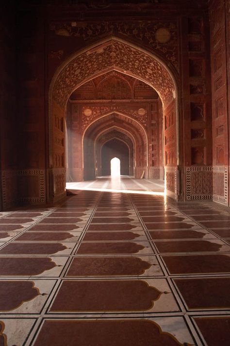 Taj Mahal Richard Curtis, India Architecture, Taj Mahal India, Mughal Architecture, Mosque Art, Mosque Architecture, Indian Architecture, Indian Aesthetic, Islamic Wallpaper