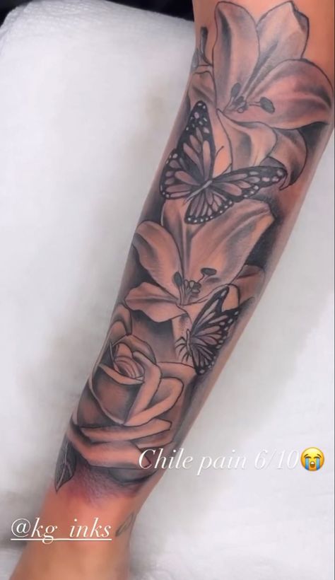 Tattoo Ideas Female Sleeve Black Women, Forearm Tattoo Women Flowers, Rest In Peace Tattoos Black Women, Arm Tattoo Black Women, Half Sleeve Tattoos For Black Women, Forearm Tattoo Women Sleeve, Forearm Sleeve Tattoo Women, Arm Tattoos Black Women, Baddie Tats Arm Sleeve