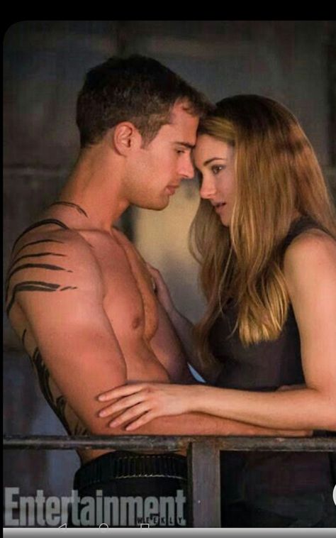 Theo James Shirtless, Thoe James, Divergent 1, Divergent 2014, Divergent Theo James, Divergent Tris, Tris And Tobias, Divergent Four, Divergent Movie