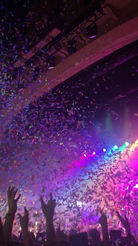 REX ORANGE COUNTY. [Video] in 2022 | Coldplay concert, Concert crowd, Coldplay King Concert India, Eye Perspective, Friends Party Night, Party Night Club Aesthetic, Rex Orange County, Concert Crowd, Ibiza Party, Night Club Aesthetic, Coldplay Concert