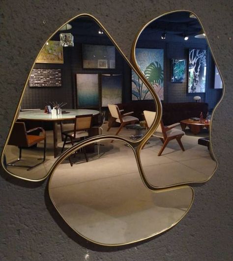 Modern Mirror Design, Mirror Decor Ideas, Mirror Interior Design, Luxury Mirrors, Modern Living Room Wall, Luxury Mirror, Modern Wall Mirror, Modern Mirror Wall, Mirror Design Wall