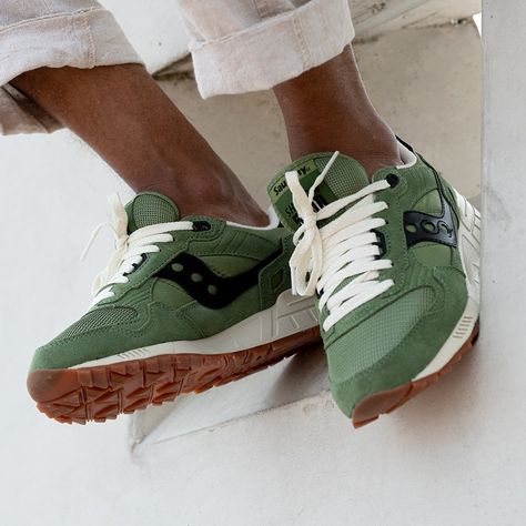 Saucony Sneakers, Saucony Shadow, Sneaker Boutique, Saucony Shoes, Fresh Kicks, August 15, Sneakers Men Fashion, Saucony Sneaker, Nice Shoes