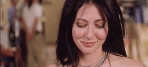 via GIPHY Shannen Doherty Gif, Prue Halliwell Gif, Charmed Prue, Prue Halliwell, Charmed 1998, David Collins, Charmed Tv Show, Charmed Tv, Fairytale Aesthetic