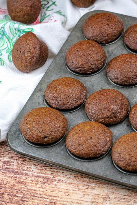 Jason Deli Gingerbread Muffins, Mini Gingerbread Muffins, Jasons Deli Ginger Muffins, Mini Gingerbread Cupcakes, Gingerbread Bites, Gingerbread Muffins Recipe, Jasons Deli, Mini Recipes, Prune Recipes