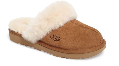 Cozy II Scuff Slipper Cute Uggs, Trendy Shoes Sneakers, Preppy Shoes, Jordan Shoes Girls, Shoe Wishlist, Ugg Slippers, Cute Preppy Outfits, Cute Nikes, Shoe Inspo